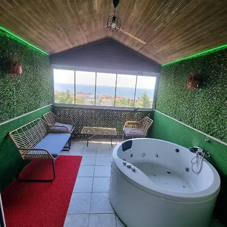 Villa فيلا مستقلة مع مسبح للعوائل Büyükçekmece